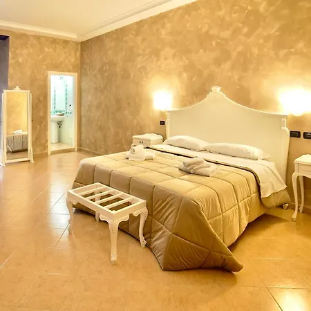 Grand Le Chateau Licola